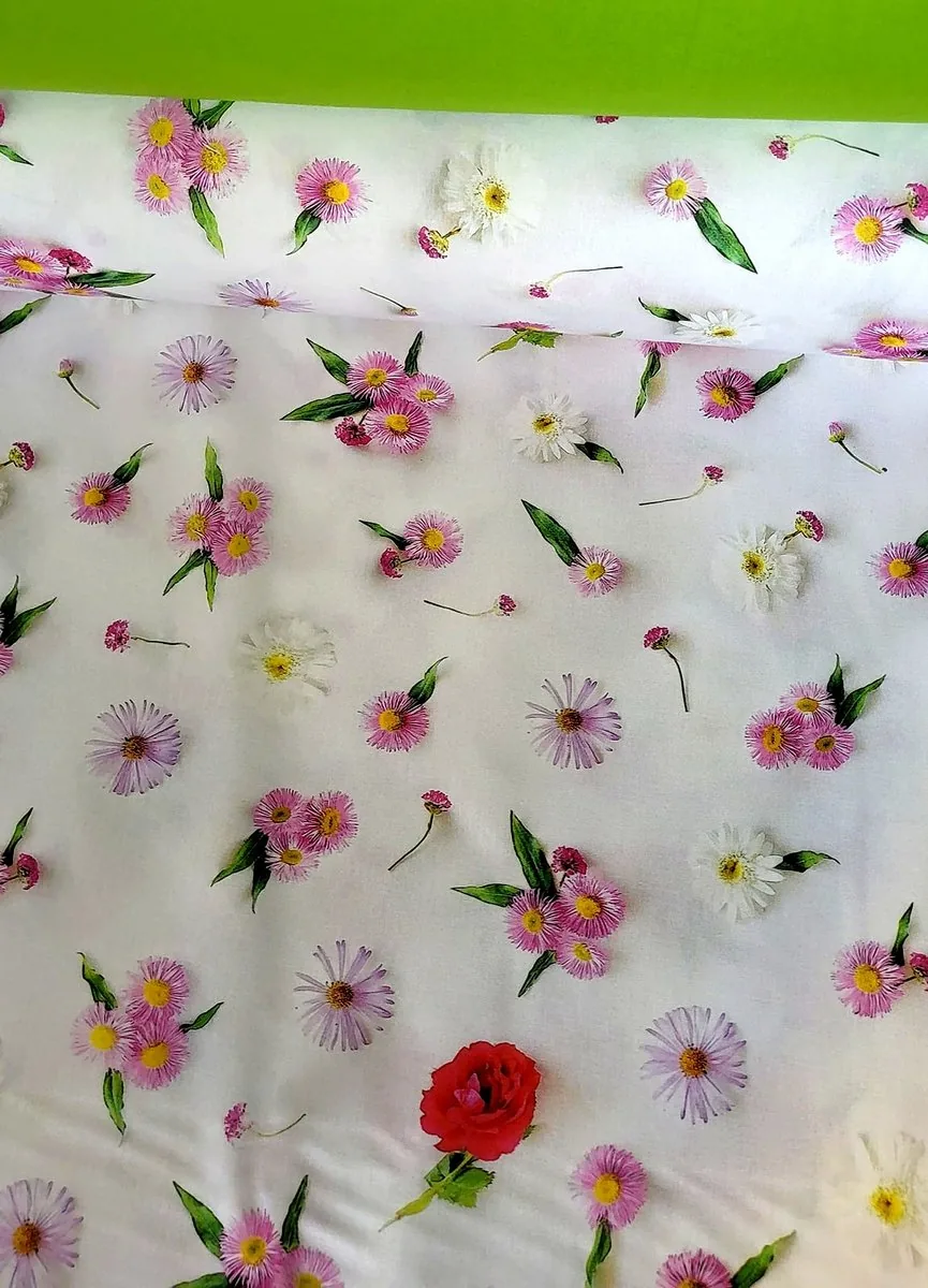 Lenjerie floricele roz