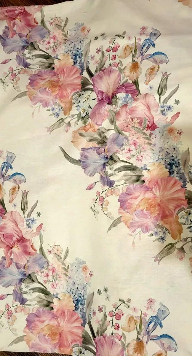 Lenjerie flori pastel
