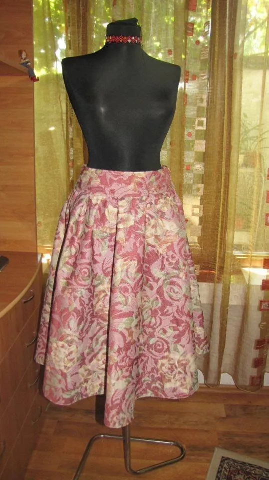 Brocart Roz Vintage