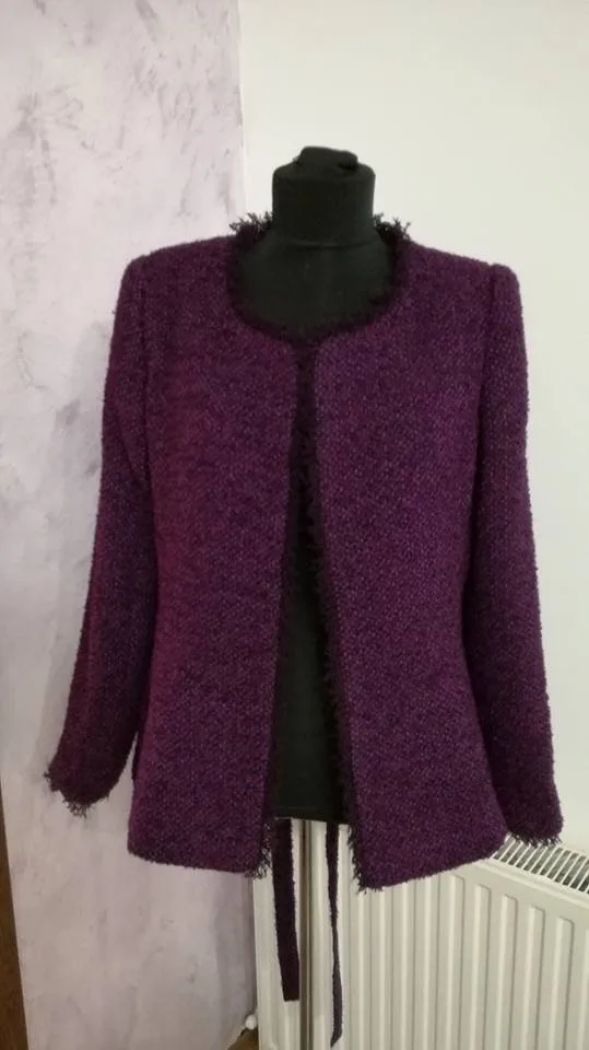 Violet Boucle